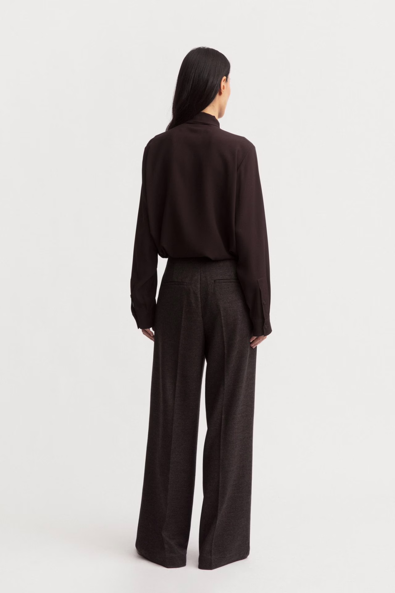 Iris von Arnim - Bundfaltenhose „Lainie“ nero/schokolade Wollhose