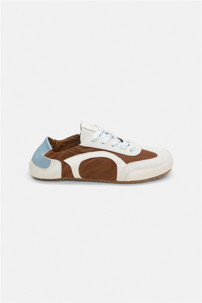Dorothee Schumacher - Elastische Sneakers chestnut brown combo