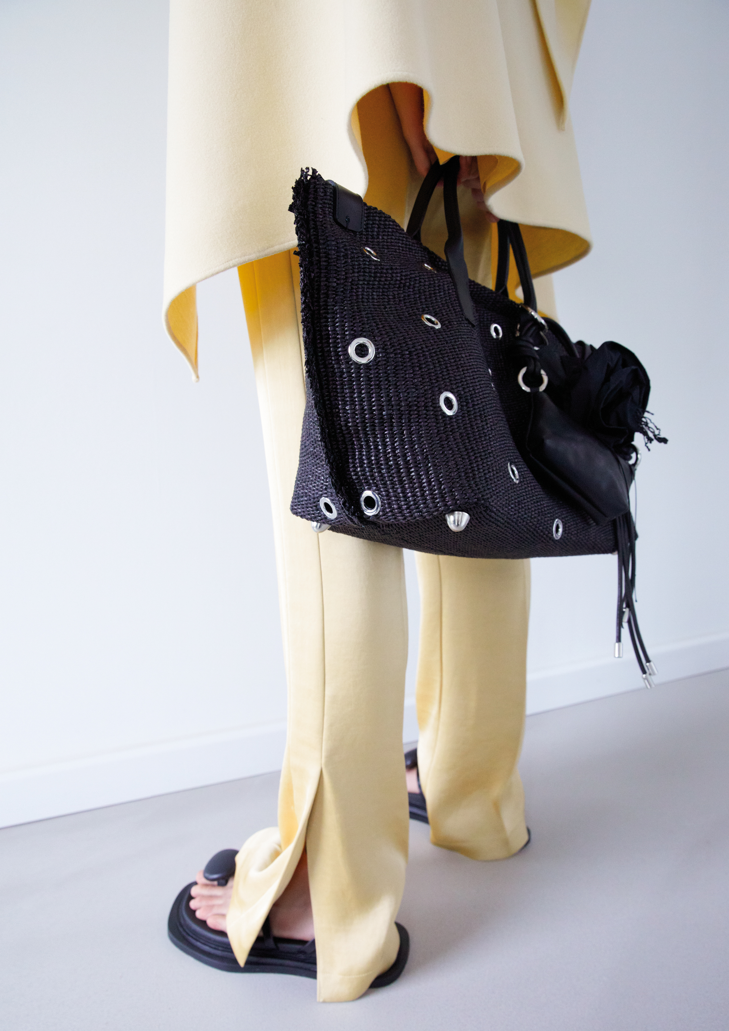 Uli Schneider - Raffia Sera Tasche black