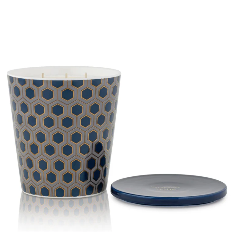 House of Ilum - Dufkerze in Keramikbecher 715gr. "Cologne Retro"