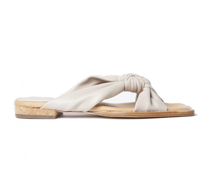 Paloma Barceló - Flache Sandale mit Knoten cream