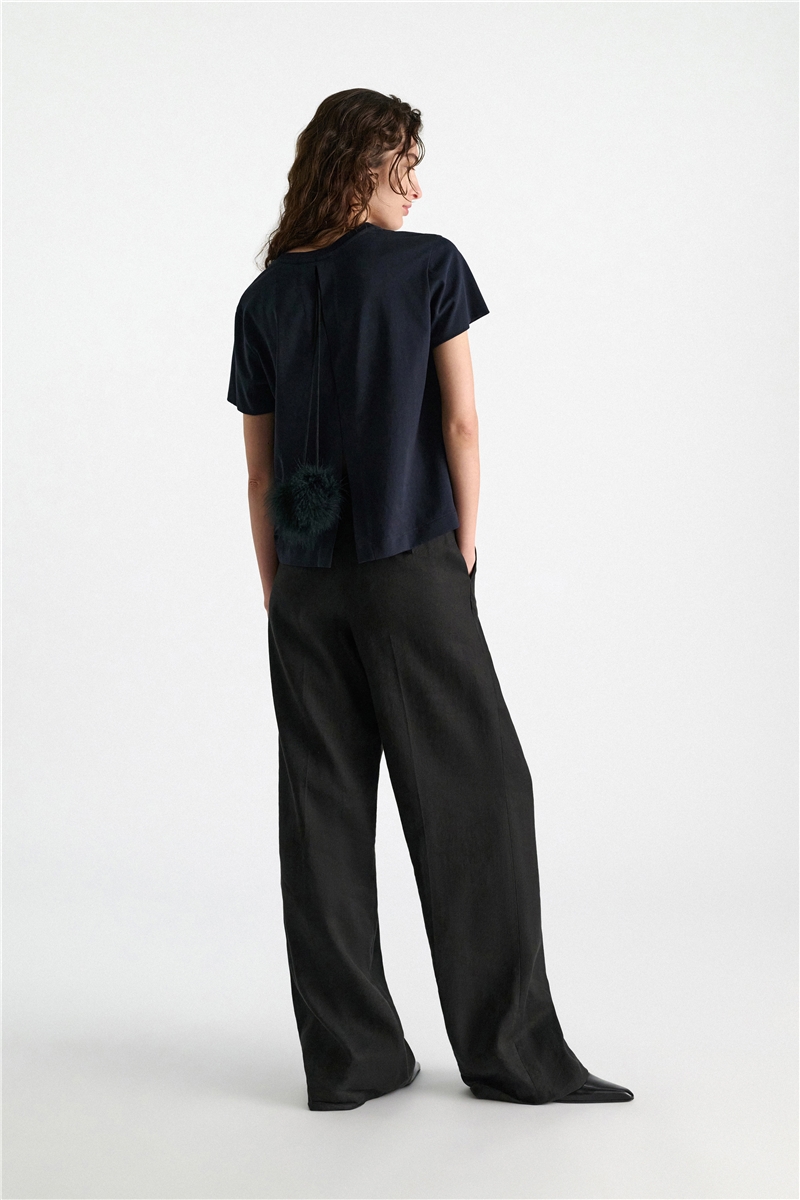 Dorothee Schumacher - ALL TIME FAVORITES Shirt Dark Navy | Flared T-Shirt aus Stretch-Baumwolle mit moderner Silhouette